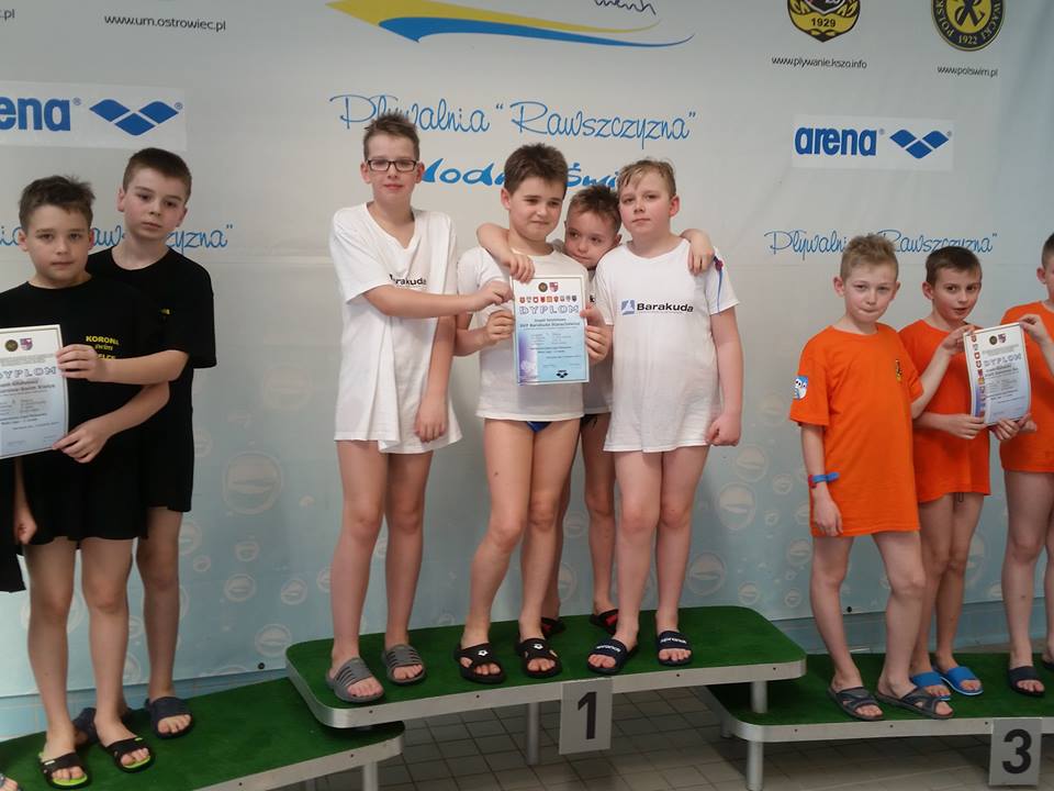 Pływacy na podium images